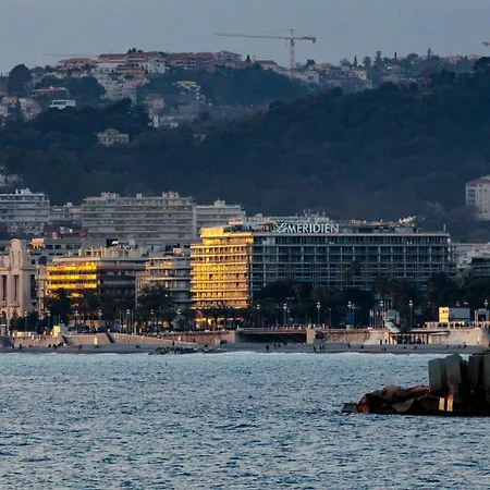Hotell Goldstar & Nice
