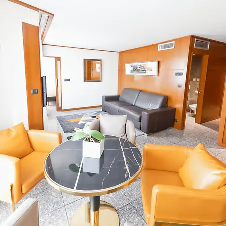 Hotell Goldstar & Nice