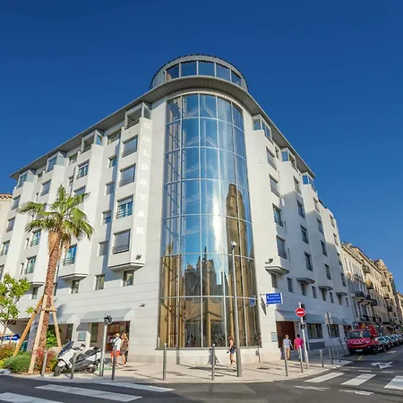 Goldstar & Hotell