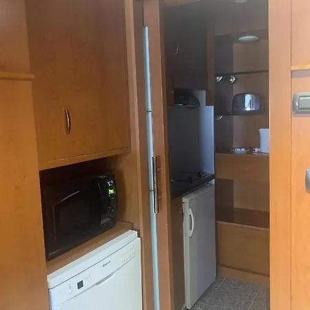 Отель Goldstar & 4*