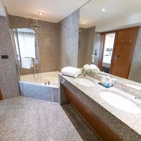 Goldstar & Отель 4*