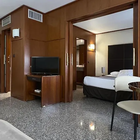 Hotel Goldstar & Nice
