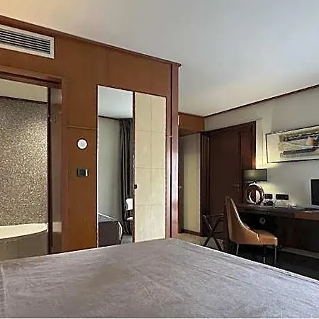 Hotel Goldstar & Nice