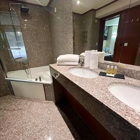 Hotel Goldstar & 4*